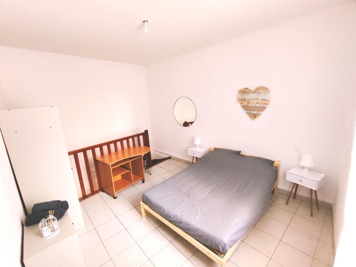 Appartement Cosy En Centre Centre-Ville . . . Nimes Exterior foto